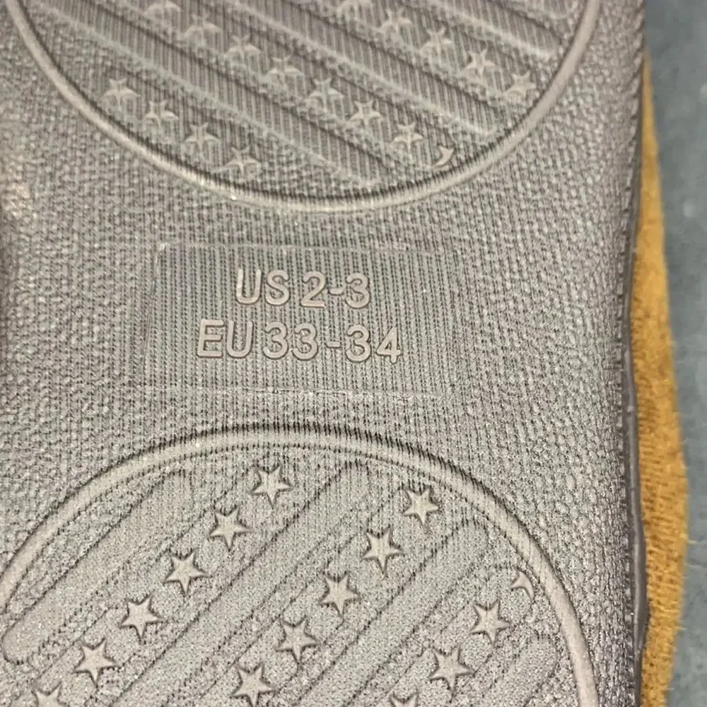 Kid dearfoam slippers - house shoes size 2/3 boys NWOT